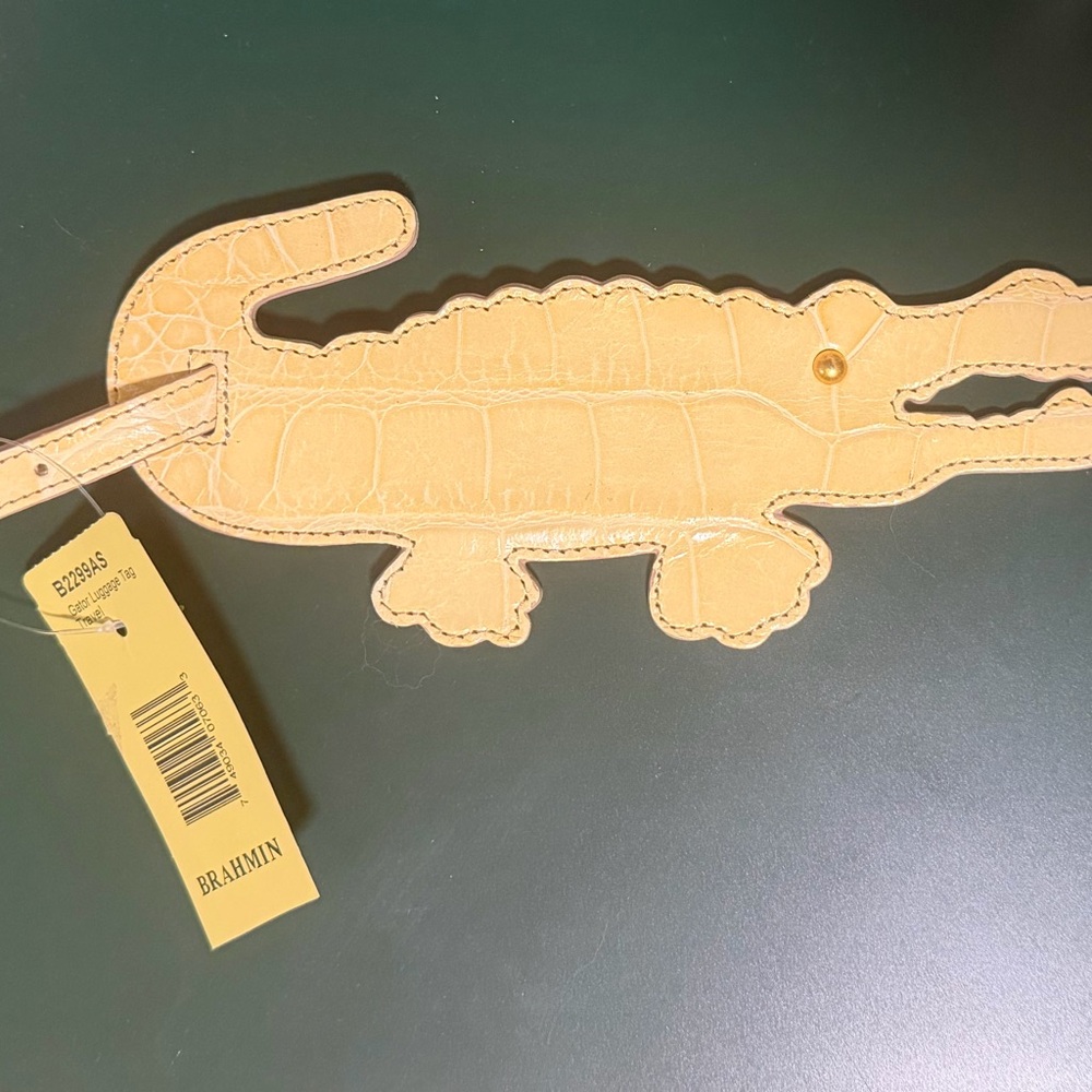 NWT Vintage Brahmin Cream Croc-Embossed Alligator Luggage Tag - Picture 2 of 10